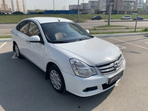 Nissan Almera